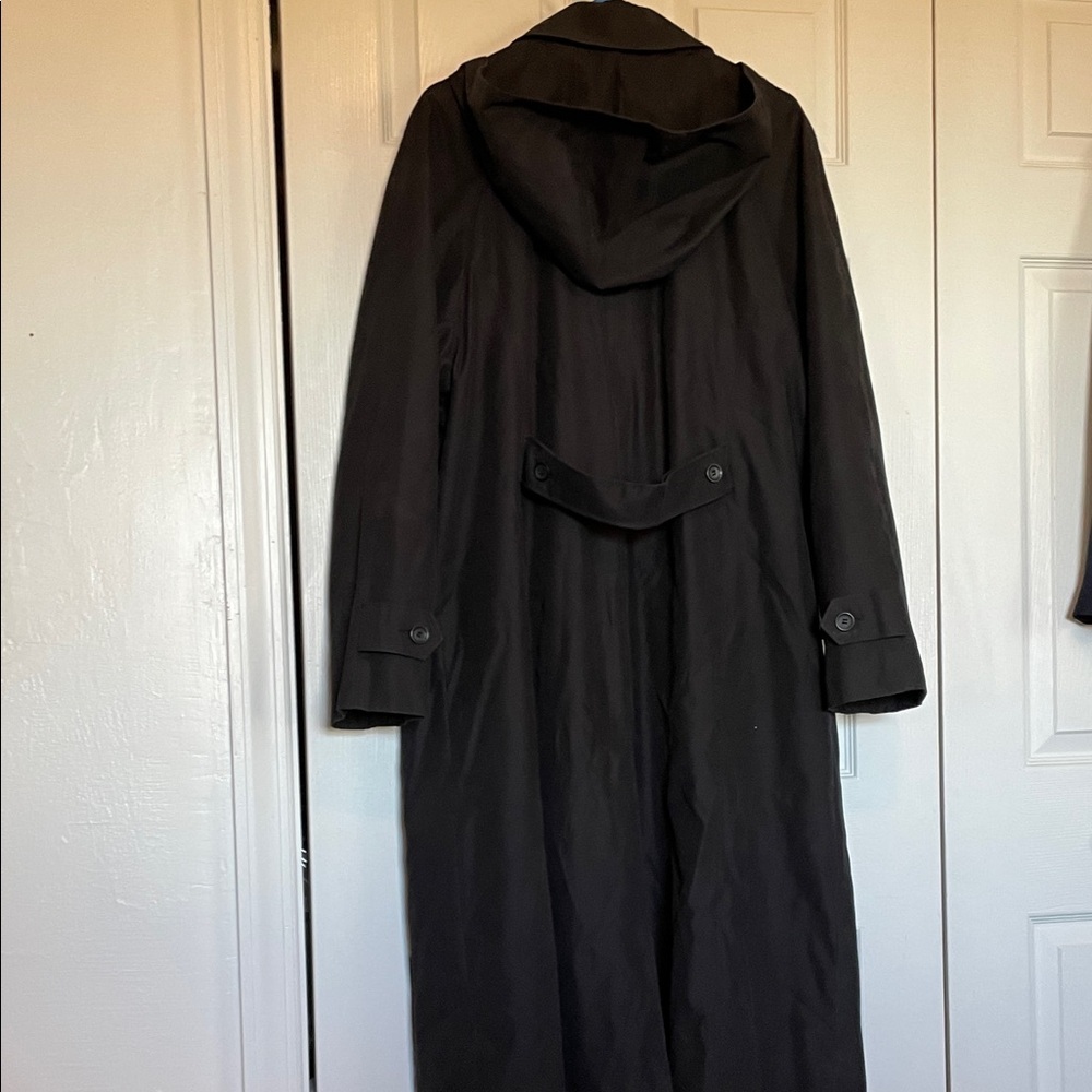 Women’s 16 London Fog Full LengthTrench Coat Black Hooded Lined hidden buttons - Picture 6 of 17
